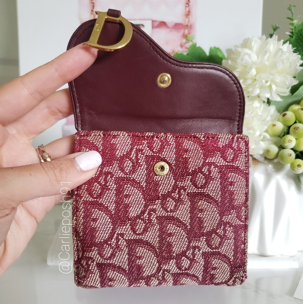 *SOLD* Authentic Pre-owned Vintage Dior Compact Saddle Wallet - Picture 5 of 13